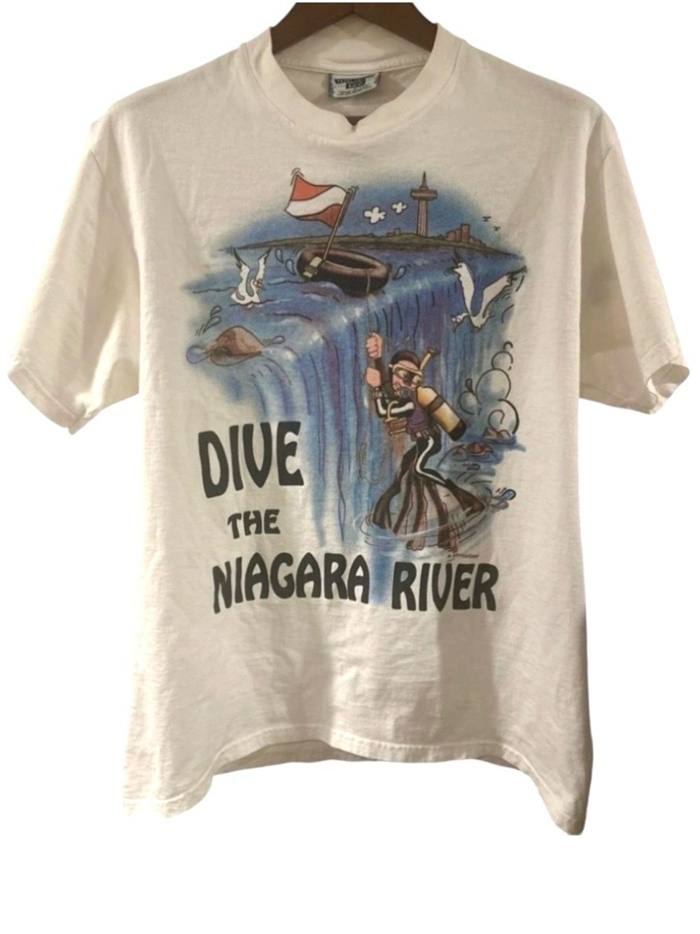 VTG 90s Lee ‘Dive the Niagara River’ White Graphic T-Shirt Size Men’s Large